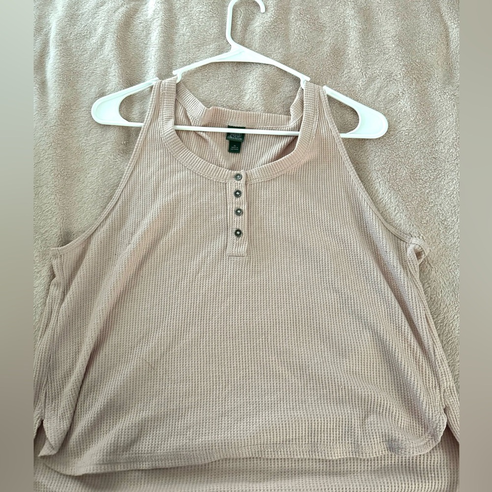 Women’s cropped tank